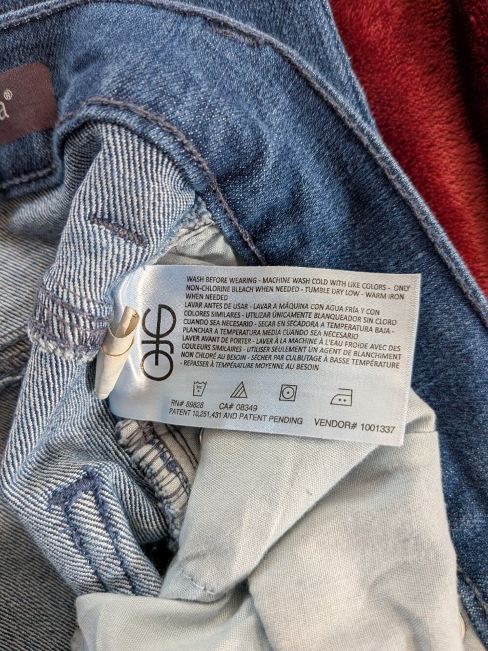 NWOT Gloria Vanderbilt Amanda Classic High Rise Jeans Blue Size 14 - Picture 3 of 6